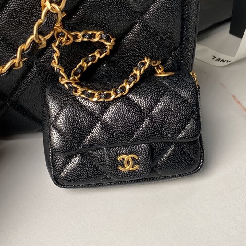 Ch**el shopping bags